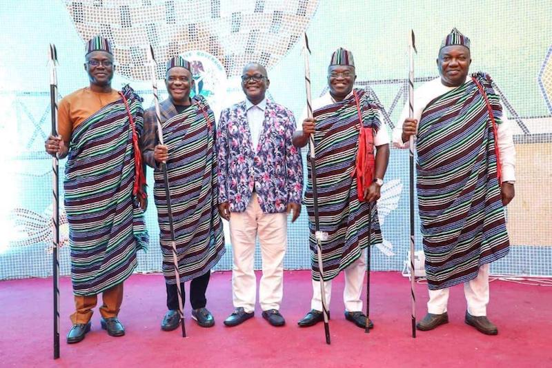 G-5 Govsâ€™ Meeting Disrupted in Lagos, Amid Chant of Atiku! Atiku! Atiku!